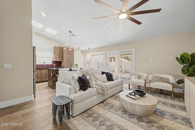 156 N NIELSON Street, Gilbert, AZ 85234