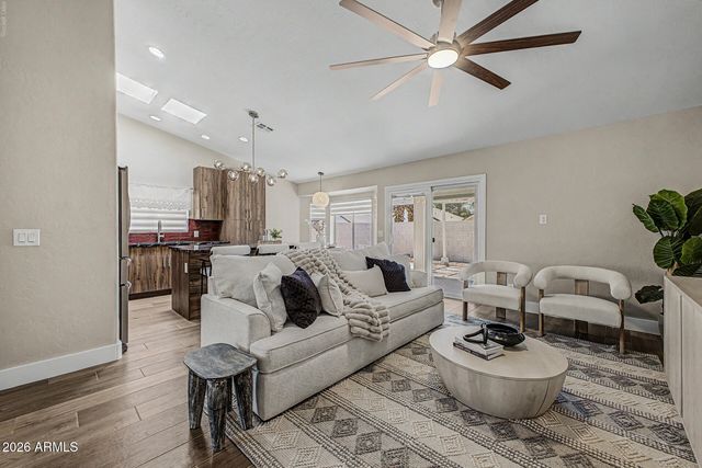 156 N NIELSON Street, Gilbert, AZ 85234
