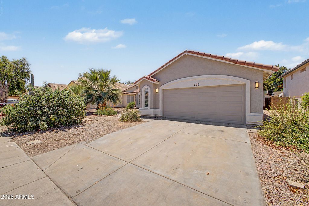156 N NIELSON Street, Gilbert, AZ 85234 — photo 2