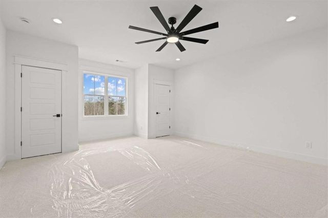 1250 HAYS MILL Road, Carrollton, GA 30117