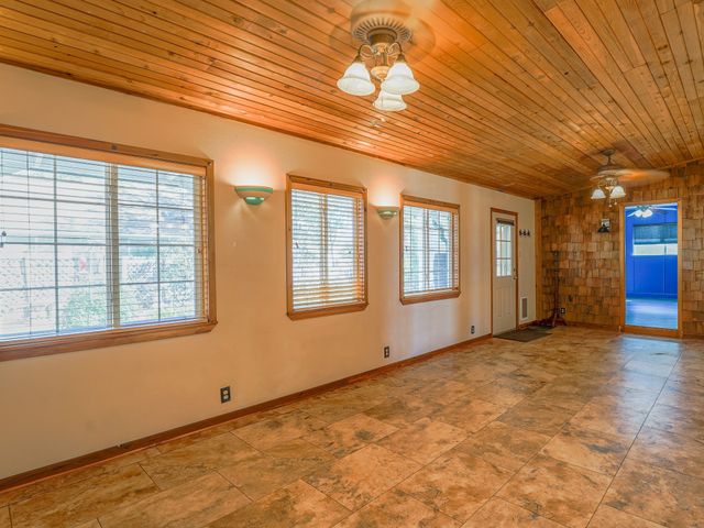 438 South Street, Krum, TX 76249