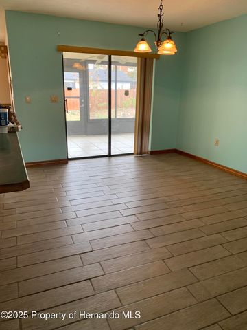 5140 Courtland Road, Spring Hill, FL 34608