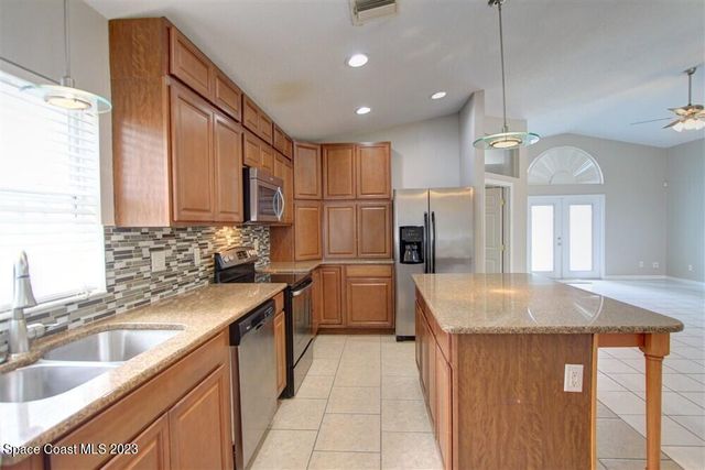 8006 Bracken Lane, Melbourne, FL 32940