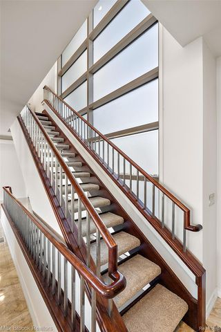 3468 Pine Estates Drive, West Bloomfield Charter Township, MI 48323