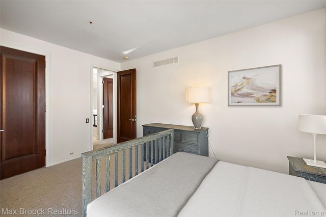 3468 Pine Estates Drive, West Bloomfield Charter Township, MI 48323