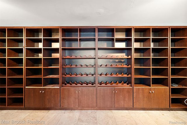 3468 Pine Estates Drive, West Bloomfield Charter Township, MI 48323