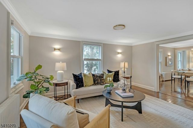 40 Cross St, Montclair Twp., NJ 07042