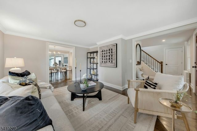 40 Cross St, Montclair Twp., NJ 07042