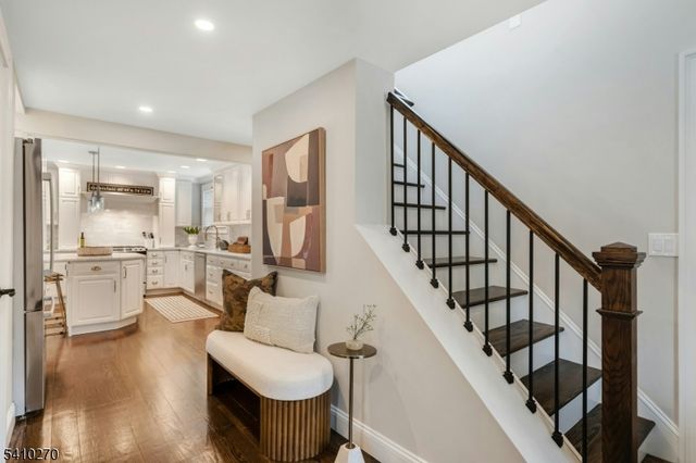 40 Cross St, Montclair Twp., NJ 07042