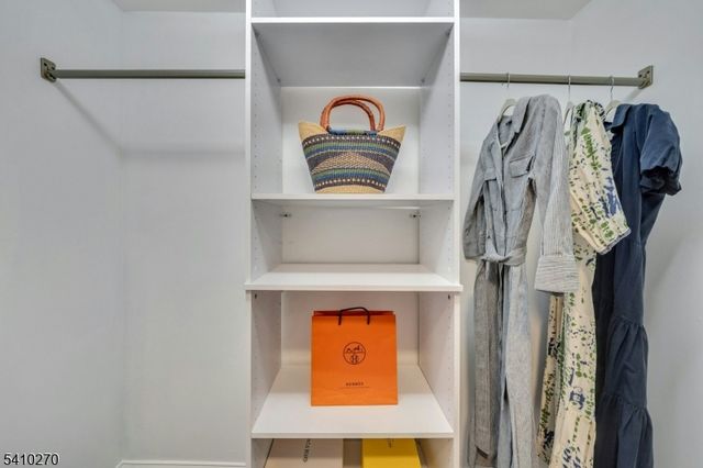 40 Cross St, Montclair Twp., NJ 07042