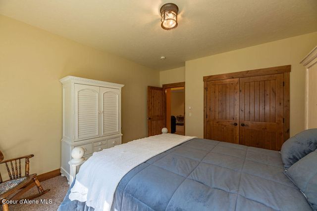 131 Long Dr, Priest Lake, ID 83856