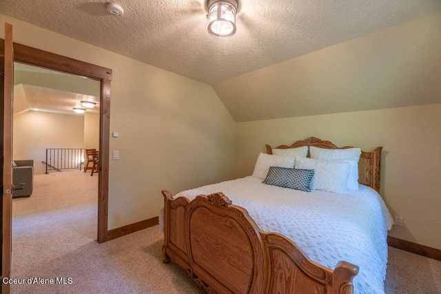 131 Long Dr, Priest Lake, ID 83856