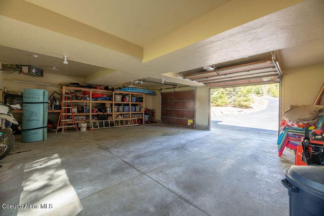 131 Long Dr, Priest Lake, ID 83856