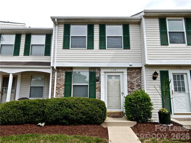 134 Water Oak Drive 134, Pineville, NC 28134