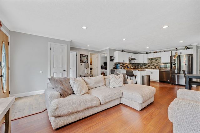 1166 Bay Road, Penfield, NY 14580