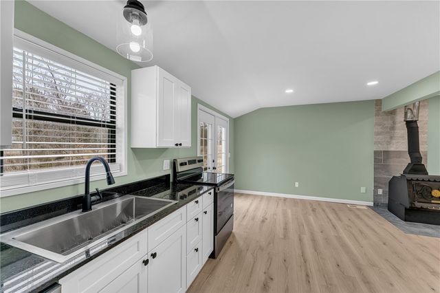 11775 Antoinette Road, Elkins, AR 72727