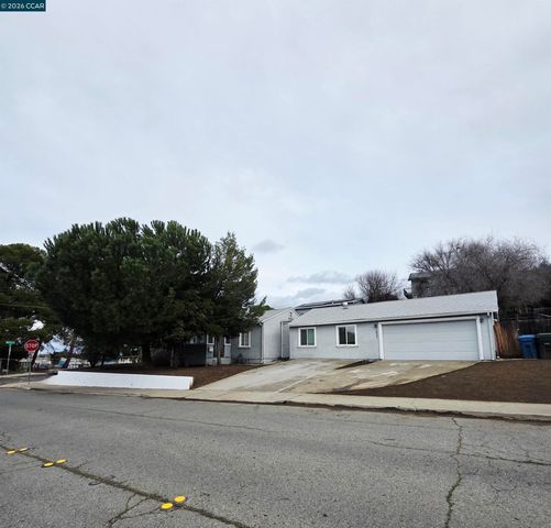 2901 Roosevelt Ln, Antioch, CA 94509