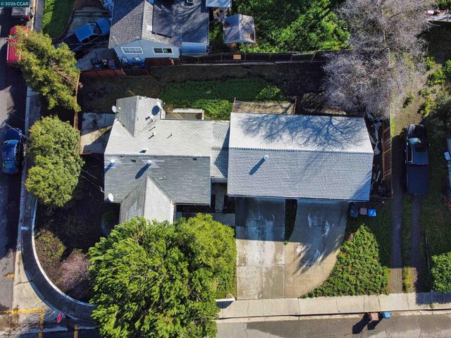 2901 Roosevelt Ln, Antioch, CA 94509