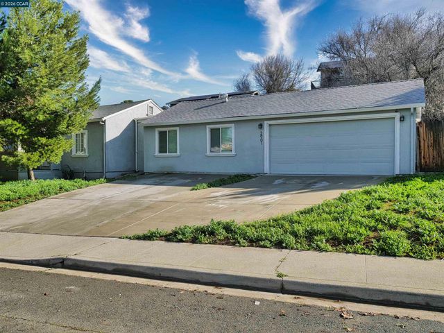 2901 Roosevelt Ln, Antioch, CA 94509