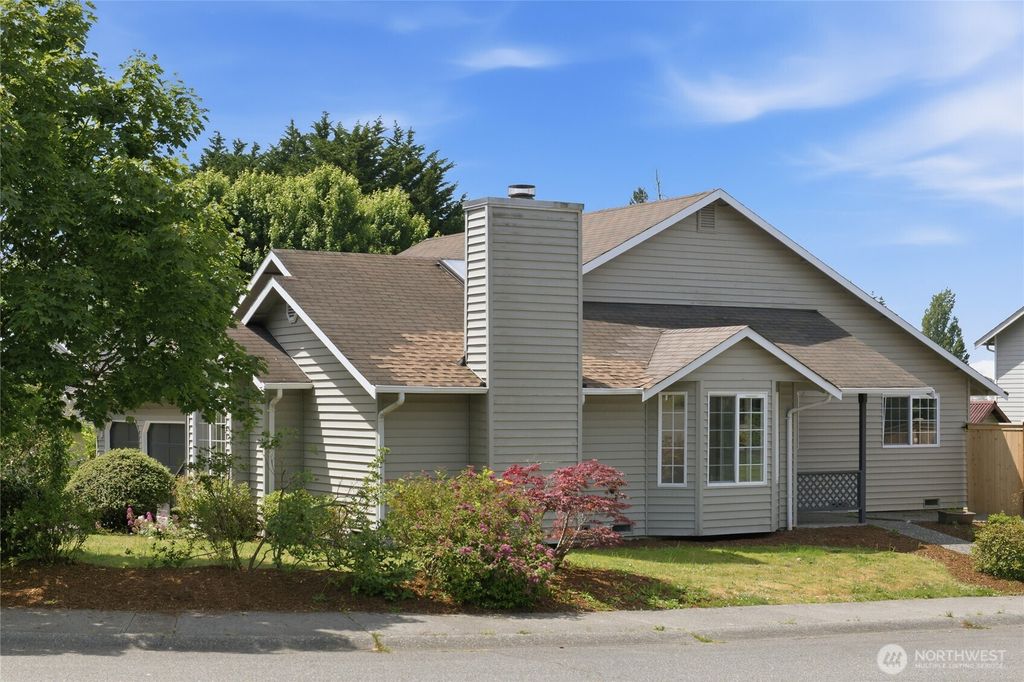 16616 37th Place W, Lynnwood, WA 98037
