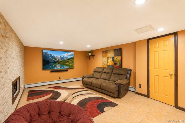 3455 Howard Boulevard, Baldwin, NY 11510
