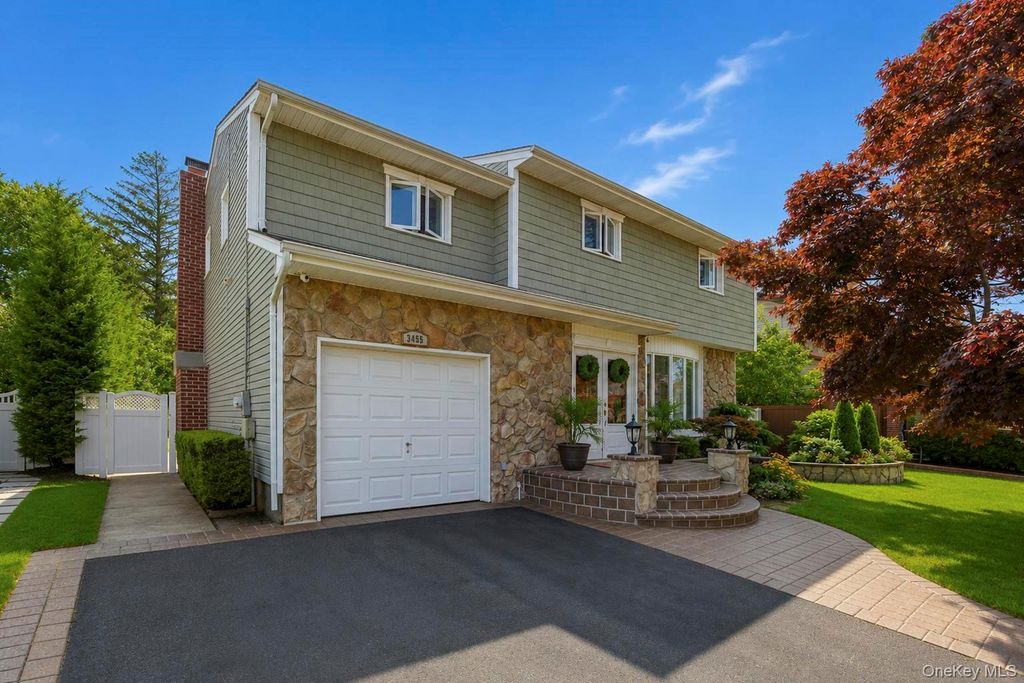 3455 Howard Boulevard, Baldwin, NY 11510
