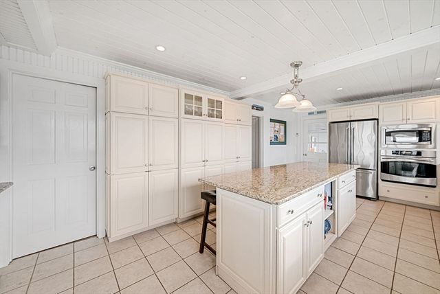 4 Priscilla Beach, Plymouth, MA 02360