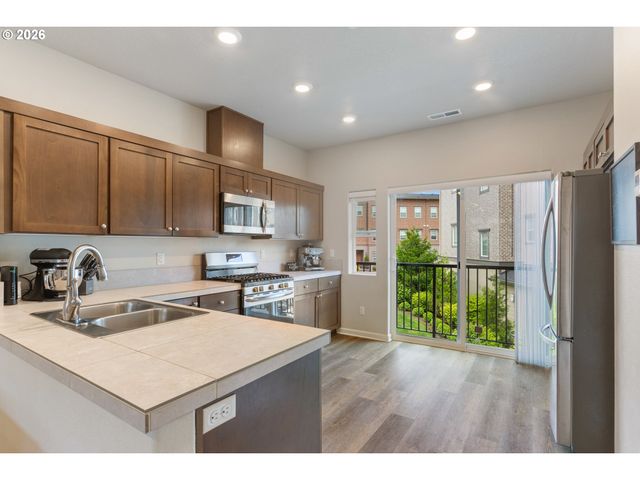 11449 Sw MONT BLANC St, Wilsonville, OR 97070