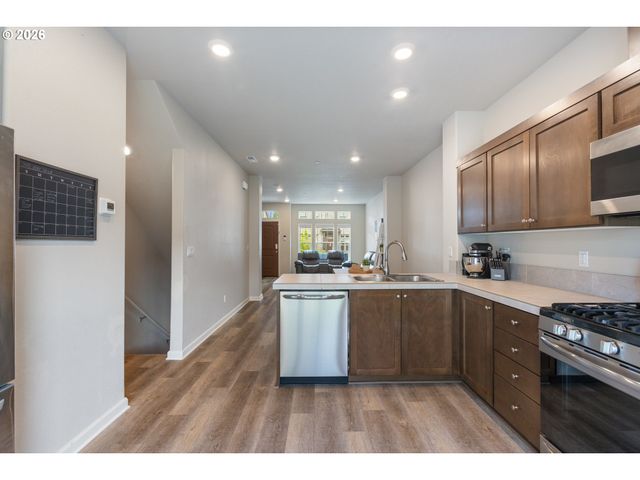 11449 Sw MONT BLANC St, Wilsonville, OR 97070