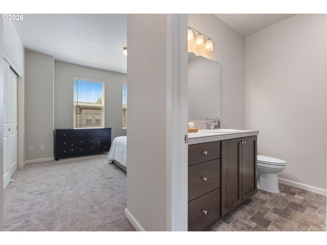 11449 Sw MONT BLANC St, Wilsonville, OR 97070