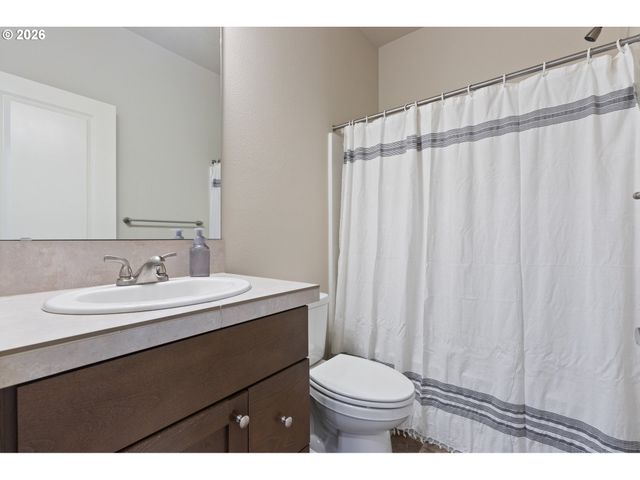 11449 Sw MONT BLANC St, Wilsonville, OR 97070