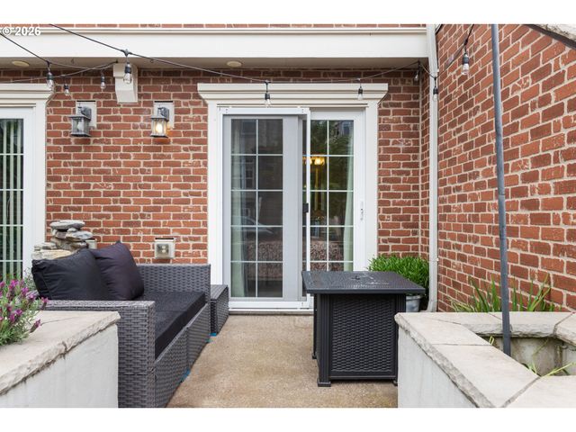 11449 Sw MONT BLANC St, Wilsonville, OR 97070