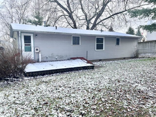 135 Lane 175 Lime Lake Lane, Angola, IN 46703