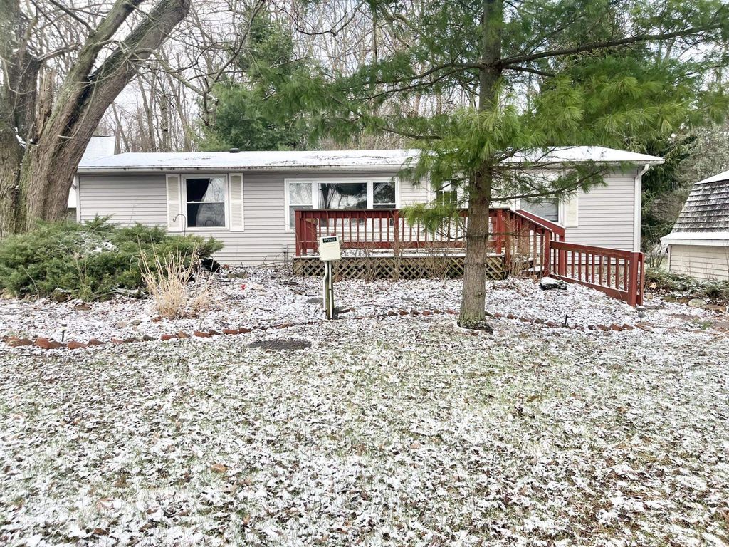 135 Lane 175 Lime Lake Lane, Angola, IN 46703