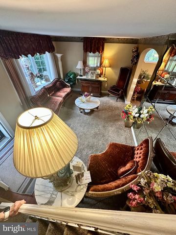 293 FRIENDSHIP RD, Drexel Hill, PA 19026