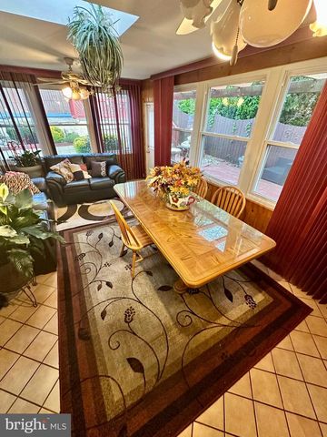 293 FRIENDSHIP RD, Drexel Hill, PA 19026