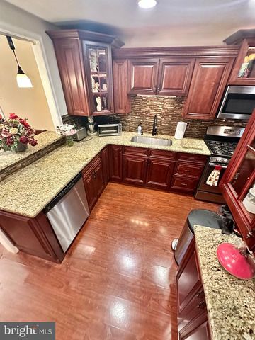 293 FRIENDSHIP RD, Drexel Hill, PA 19026