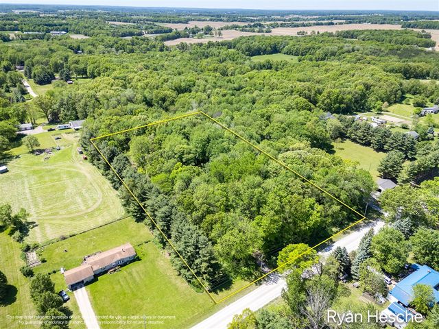 8775 Peck Lake Road, Saranac, MI 48881