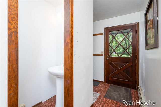 8775 Peck Lake Road, Saranac, MI 48881