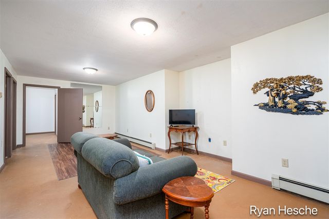 8775 Peck Lake Road, Saranac, MI 48881