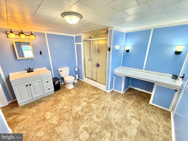 809 E WICONISCO AVE, Tower City, PA 17980