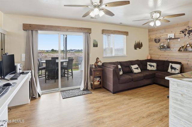 2647 S 2300, Syracuse, UT 84075