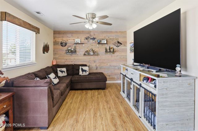 2647 S 2300, Syracuse, UT 84075