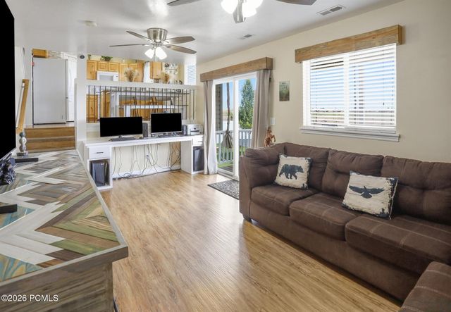 2647 S 2300, Syracuse, UT 84075