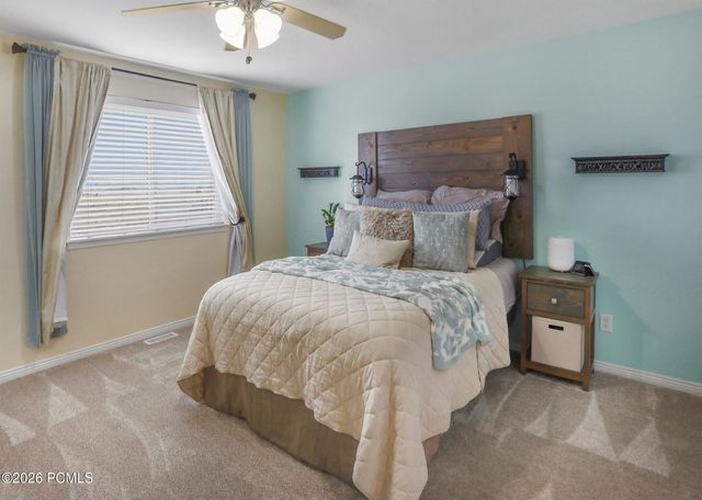 2647 S 2300, Syracuse, UT 84075