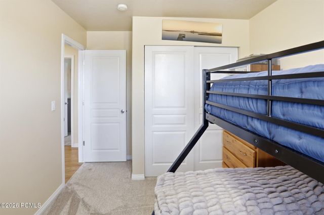 2647 S 2300, Syracuse, UT 84075