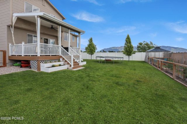 2647 S 2300, Syracuse, UT 84075