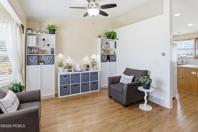 2647 S 2300, Syracuse, UT 84075