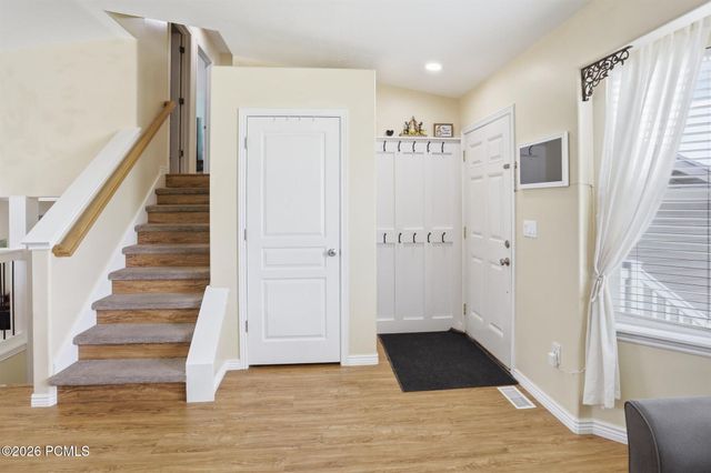 2647 S 2300, Syracuse, UT 84075