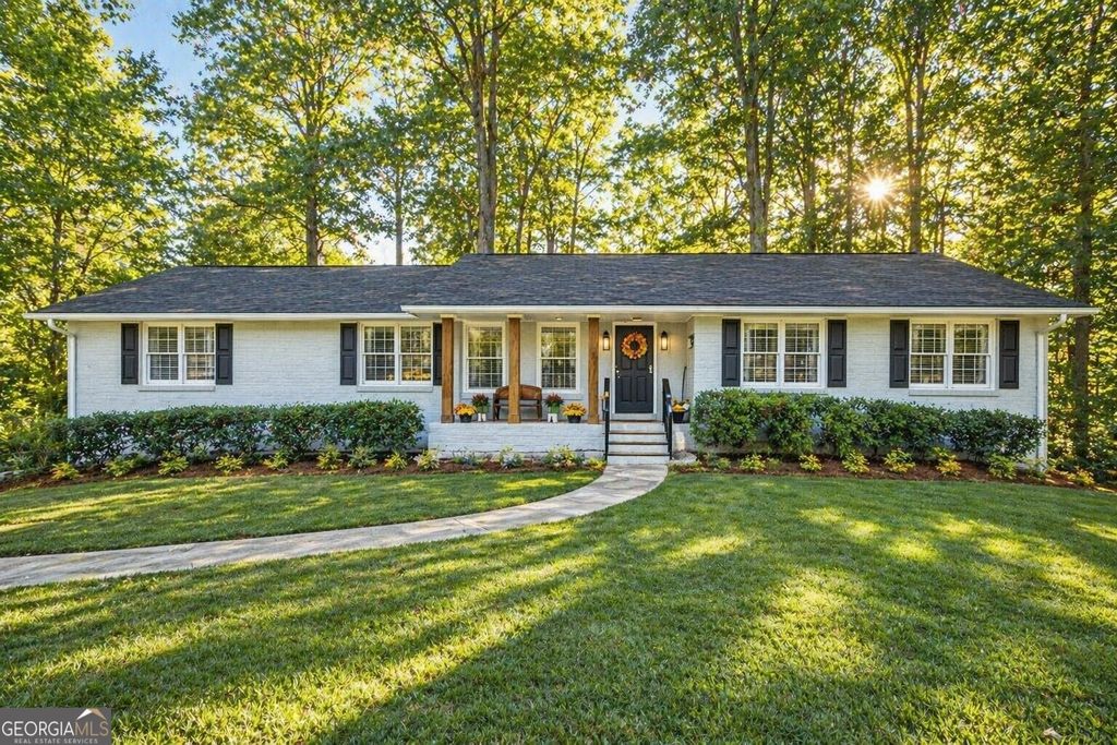 7 Thrushwood Road NE, Rome, GA 30161